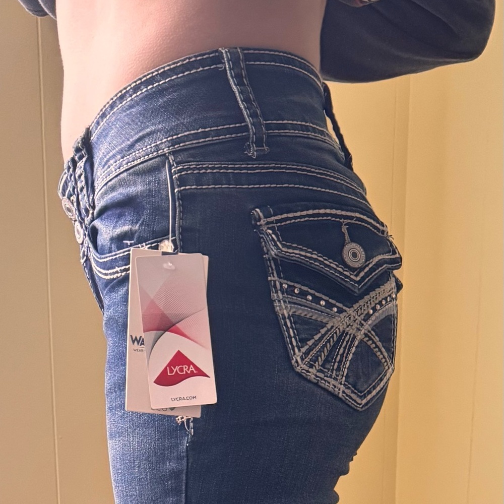 Wallflower jeans size 1/25 new with tags